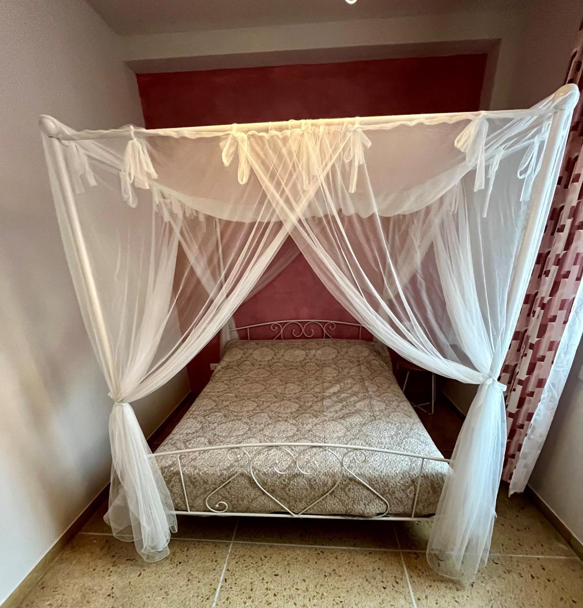 Bed and Breakfast La Teranga Имола Экстерьер фото